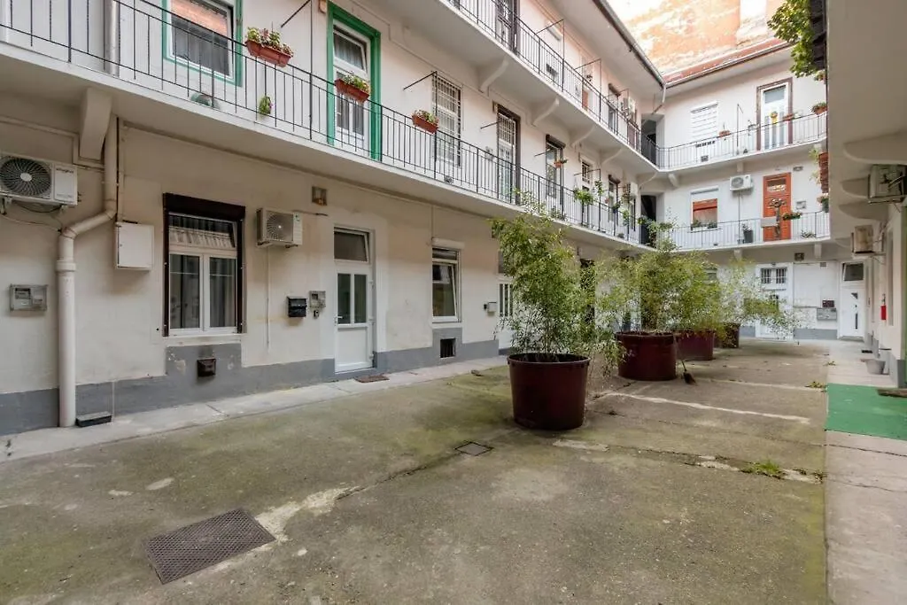Apartment Ferienwohnung Modern Luxe Retreat Budapest